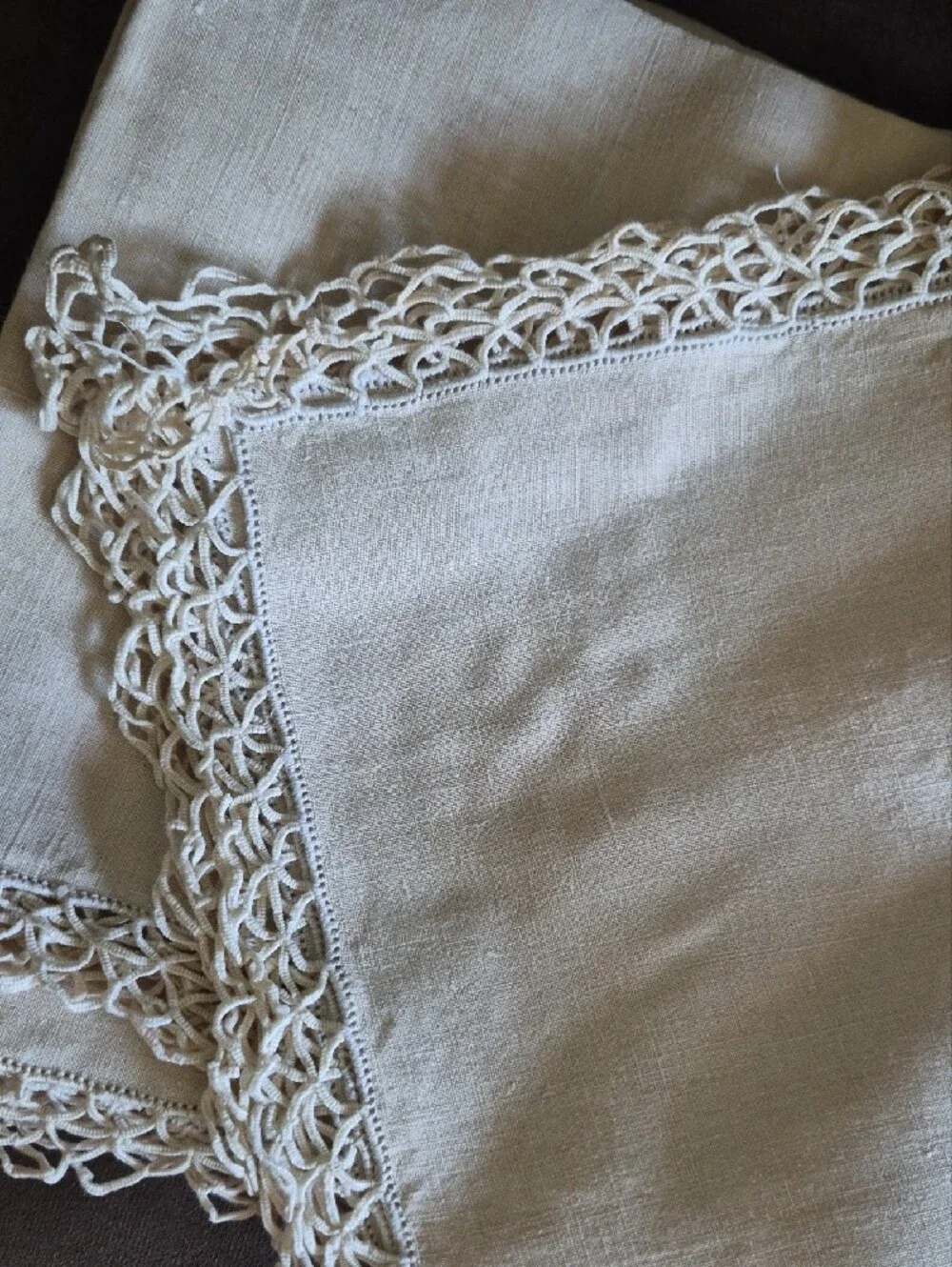 Vintage Cream Embroidered Linen Napkins with Crochet Edge 12 Total Excellent